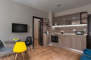 Marina Beach Apartments