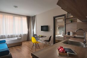 Marina Beach Apartments