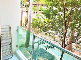 Fantastic Roof top Pool!