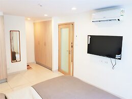 Fantastic Roof top Pool!