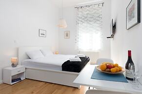 Modern Duplex Near Park Zrinjevac and Main Square