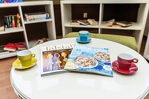 Spacious Design Loft in Beautiful Neighborhood