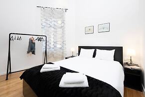 Modern Apartment Near Zrinjevac and Train Station