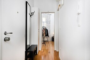 Modern Apartment Near Zrinjevac and Train Station