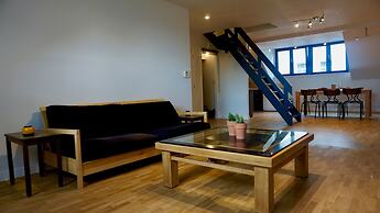Unit 8 - Charming Loft Apt. Near Avenue Louise