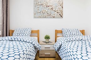 2 Bedroom Apt. in the Business Zone- Free Parking