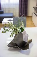 2 Bedroom Apt. in the Business Zone- Free Parking