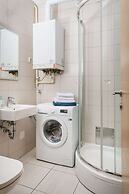 2 Bedroom Apt. in the Business Zone- Free Parking