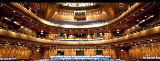 3 Bed Quaint House Town Center