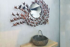 Halaman Depan Hostel