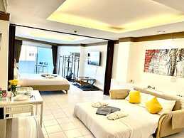 Patong Beach Gardens - Pool, Fast Wifi, Smart TVs