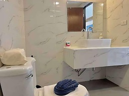 Patong Beach Resort Olympic Size Pool Gym Spa