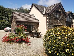 Lovely Sea View Apartment in Rineen - 4 Guests