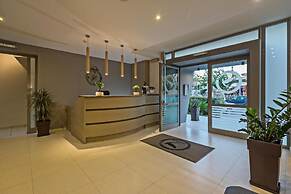 Icarus Suite Apartments