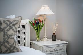 The Halcyon Apartments Henry Street