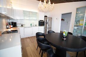 Seaside Villa - 6 bedrooms