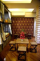 Charyana Hotel Ac Dormitory - Hostel