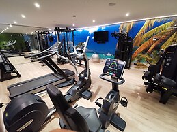 Hotel Tropical Gava Mar