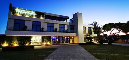 Hotel Tropical Gava Mar