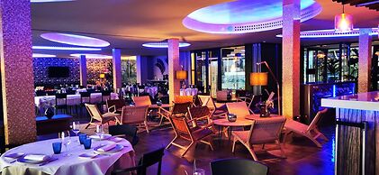 Hotel Tropical Gava Mar