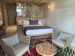 Hotel Tropical Gava Mar