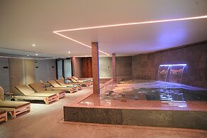 Hotel Tropical Gava Mar