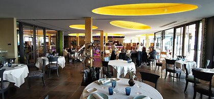 Hotel Tropical Gava Mar