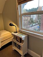 Portland International Guesthouse