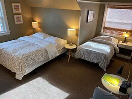 Portland International Guesthouse