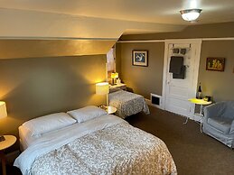 Portland International Guesthouse