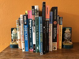 Portland International Guesthouse