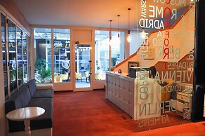 Select City Center Hotel