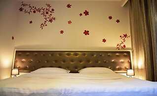 Select City Center Hotel