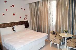 Select City Center Hotel