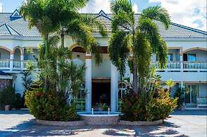 Holiday Haven Resort & Banquet Hall