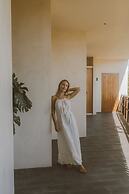 Casa Agape Boutique Hotel Rooftop Pool & Beach club access