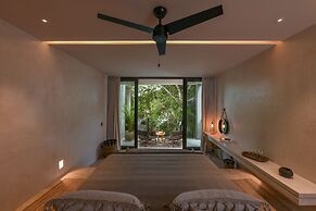Casa Agape Hotel Tulum with Beach Club Access