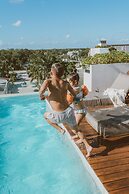 Casa Agape Hotel Tulum with Beach Club Access