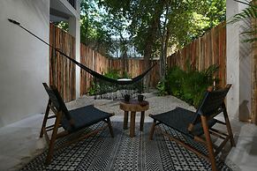 Casa Agape Hotel Tulum with Beach Club Access