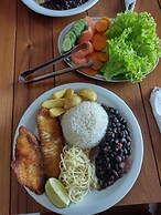 Pousada Cantinho da Lilica