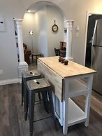 Esther's Place-Carleton Place Downtn Apt