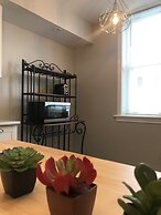 Esther's Place-Carleton Place Downtn Apt