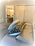 Esther's Place-Carleton Place Downtn Apt