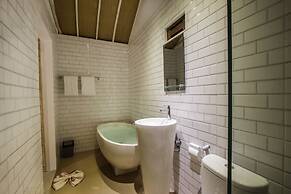 Puri Lumbung Village