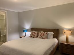 Apple House Truganina