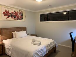 Apple House Truganina