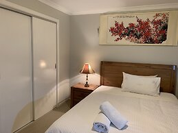 Apple House Truganina