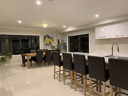 Apple House Truganina