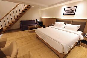 Ramada by Wyndham Mussoorie Mall Road