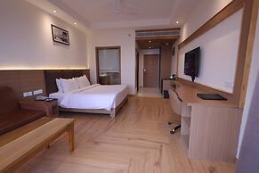 Ramada by Wyndham Mussoorie Mall Road